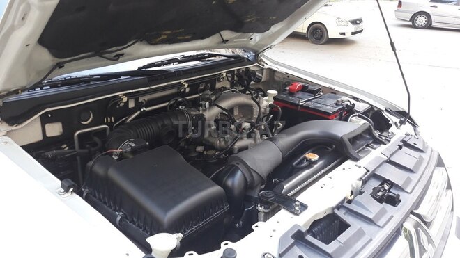 Mitsubishi Pajero 2008, 162,000 km - 3.0 l - Bakı