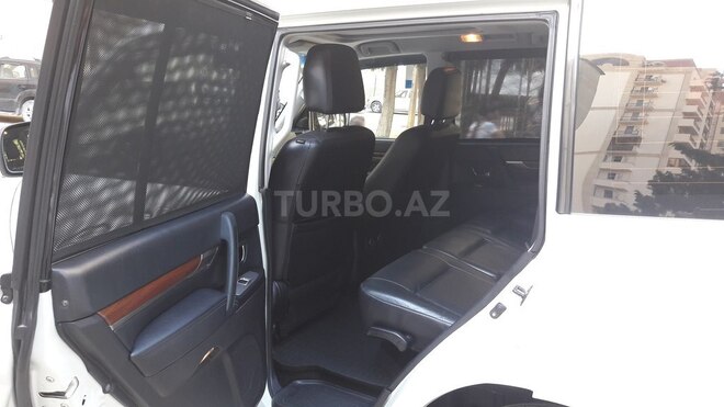 Mitsubishi Pajero 2008, 162,000 km - 3.0 l - Bakı