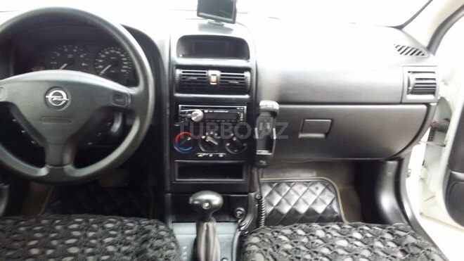 Opel Astra 2000, 221,000 km - 1.6 l - Bakı