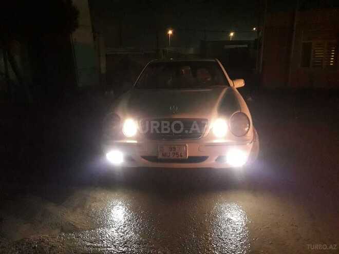 Mercedes E 320 2000, 319,000 km - 3.2 л - Bakı