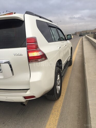 Toyota Prado 2010, 10,600 km - 2.7 л - Bakı