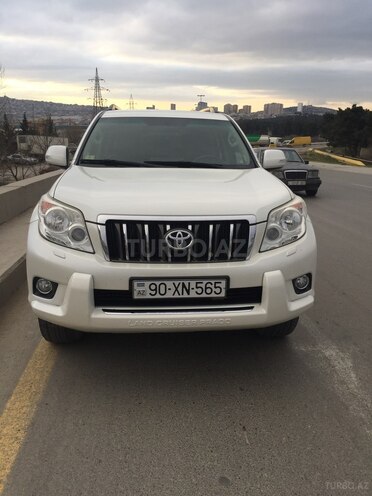 Toyota Prado 2010, 10,600 km - 2.7 л - Bakı