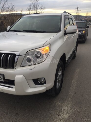 Toyota Prado 2010, 10,600 km - 2.7 л - Bakı