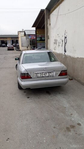 Mercedes E 200 1996, 336,000 km - 2.0 л - Bakı