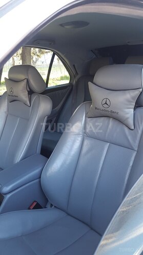Mercedes E 260 2000, 196,000 km - 2.6 l - Mingəçevir