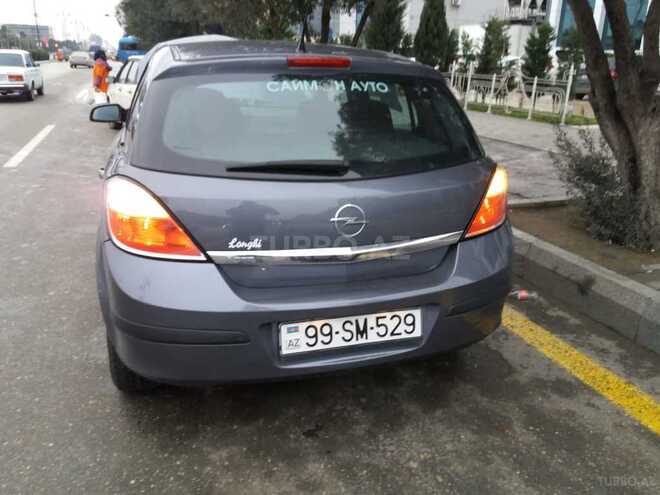 Opel Astra 2006, 135,000 km - 1.4 л - Bakı