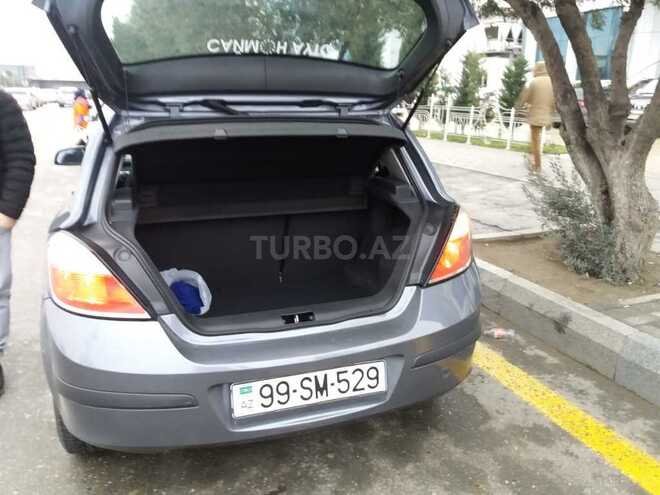 Opel Astra 2006, 135,000 km - 1.4 л - Bakı