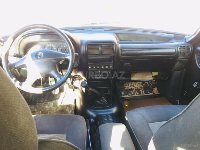 GAZ 31105 2005, 193,000 km - 2.4 l - Quba