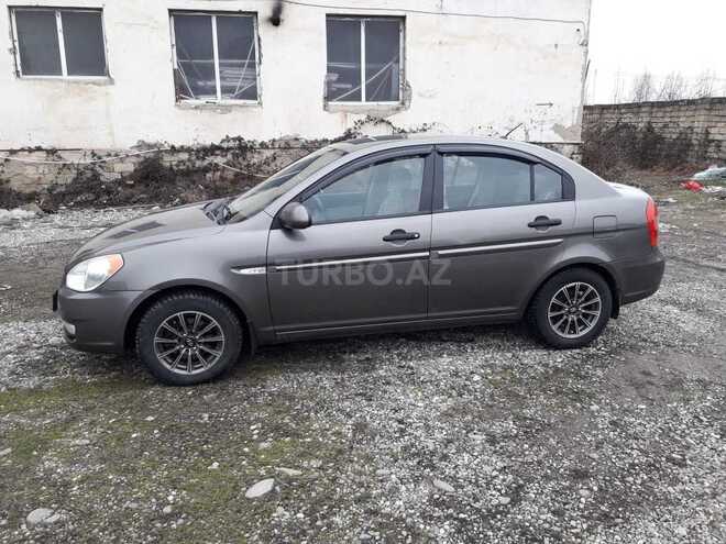 Hyundai Accent 2009, 94,000 km - 1.4 l - Quba