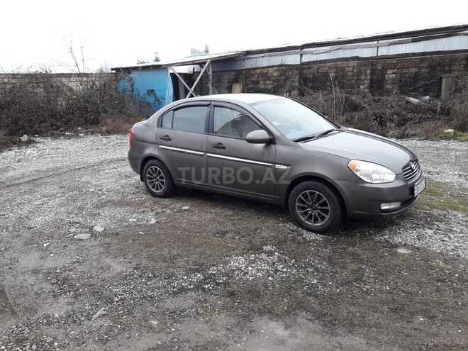 Hyundai Accent 2009, 94,000 km - 1.4 l - Quba