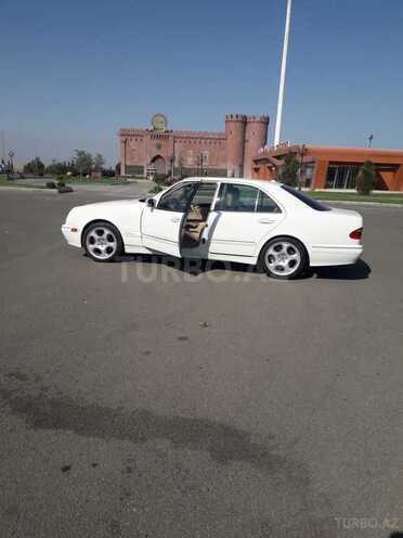 Mercedes E 320 2000, 310,000 km - 3.2 л - Bakı