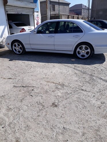 Mercedes E 320 2000, 310,000 km - 3.2 л - Bakı