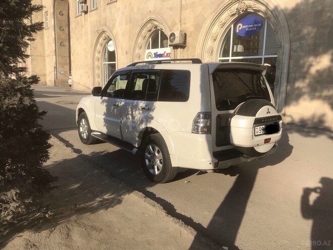 Mitsubishi Pajero 2013, 92,000 km - 3.5 l - Bakı