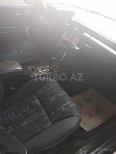 Mercedes E 240 1998, 296,000 km - 2.4 l - Gəncə