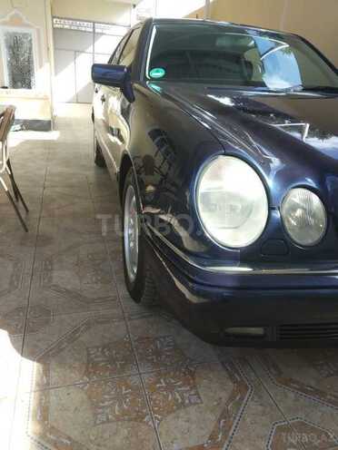 Mercedes E 240 1998, 296,000 km - 2.4 l - Gəncə