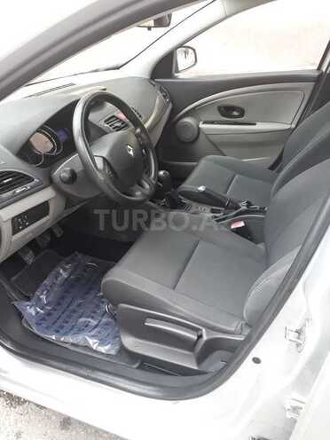 Renault Megane 2010, 215,000 km - 1.5 л - Sumqayıt