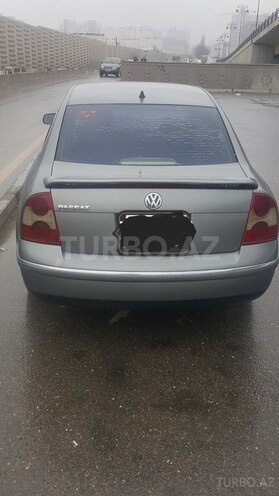 Volkswagen Passat 2001, 247,580 km - 1.8 l - Bakı