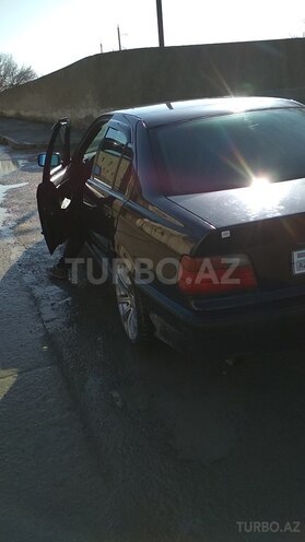 BMW 320 1993, 350,000 km - 0.2 l - Sumqayıt