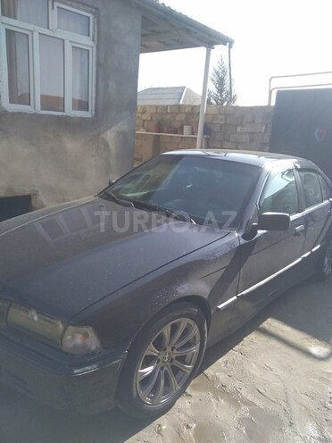 BMW 320 1993, 350,000 km - 0.2 l - Sumqayıt