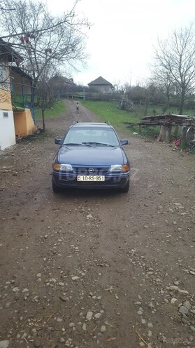 Opel Astra 1993, 256,435 km - 1.8 l - Cəlilabad