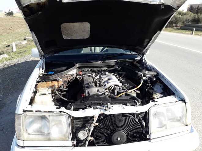 Mercedes E 250 1993, 426,000 km - 2.5 л - Bakı
