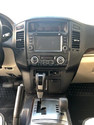 Mitsubishi Pajero 2011, 112,000 km - 3.5 л - Bakı