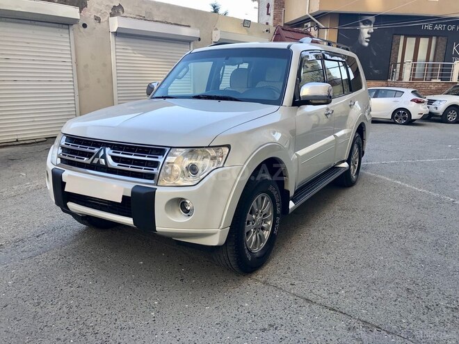Mitsubishi Pajero 2011, 112,000 km - 3.5 л - Bakı