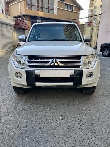 Mitsubishi Pajero 2011, 112,000 km - 3.5 л - Bakı