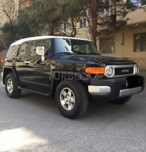 Toyota FJ Cruiser 2009, 12,600 km - 4.0 l - Bakı