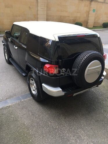 Toyota FJ Cruiser 2009, 12,600 km - 4.0 l - Bakı