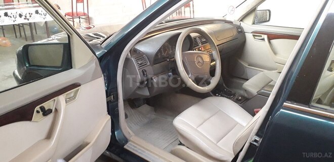 Mercedes C 220 1995, 250,000 km - 2.2 l - Gəncə