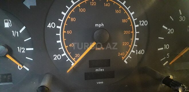 Mercedes C 220 1995, 250,000 km - 2.2 l - Gəncə
