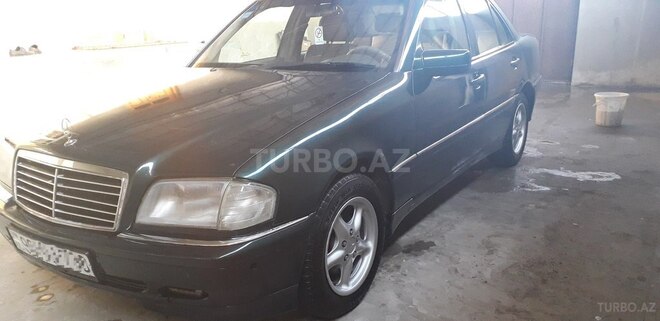 Mercedes C 220 1995, 250,000 km - 2.2 l - Gəncə