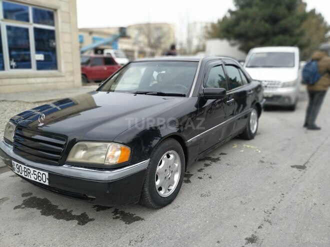 Mercedes C 220 1996, 145,000 km - 2.2 л - Sumqayıt