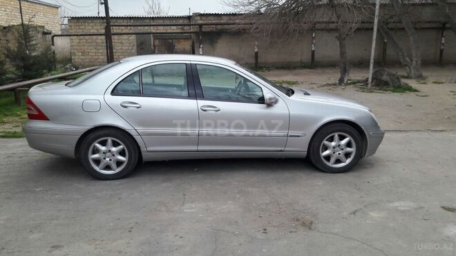Mercedes C 240 2000, 107,300 km - 2.6 l - Sumqayıt