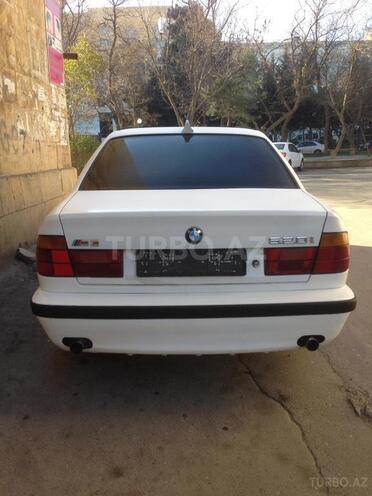 BMW 520 1990, 287,000 km - 2.0 l - Bakı