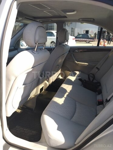 Mercedes C 200 2001, 276,000 km - 2.0 l - Qəbələ