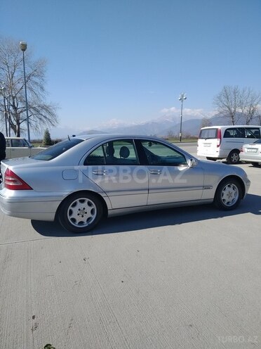 Mercedes C 200 2001, 276,000 km - 2.0 l - Qəbələ