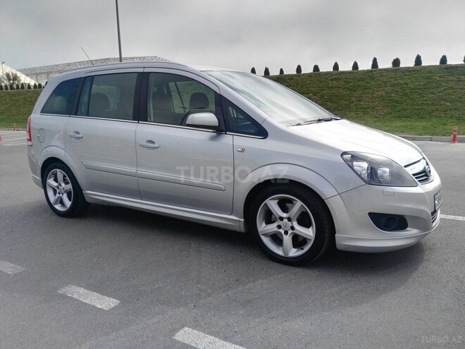 Opel Zafira 2009, 130,000 km - 1.7 l - Bakı