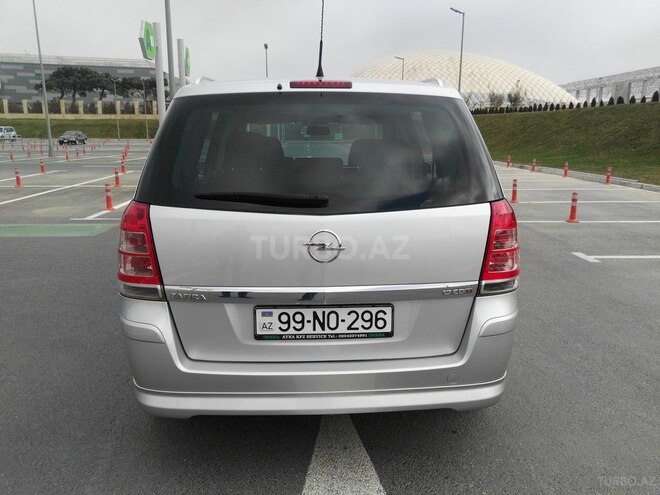 Opel Zafira 2009, 130,000 km - 1.7 l - Bakı