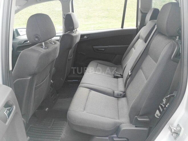 Opel Zafira 2009, 130,000 km - 1.7 l - Bakı