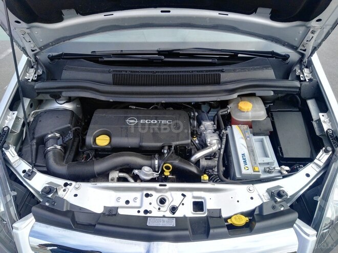 Opel Zafira 2009, 130,000 km - 1.7 l - Bakı