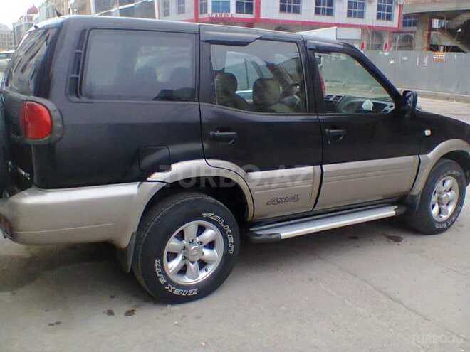 Nissan Terrano 2000, 222,000 km - 2.4 l - Bakı