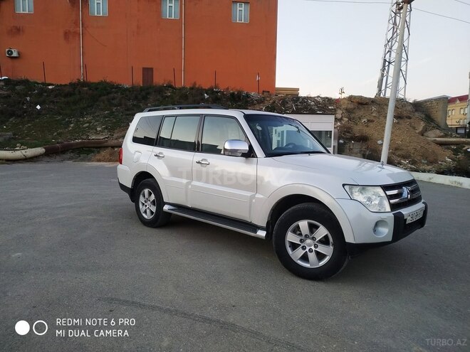Mitsubishi Pajero 2007, 170,000 km - 3.0 л - Bakı