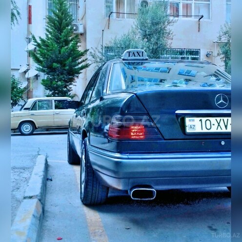 Mercedes E 250 1995, 602,000 km - 2.5 л - Bakı