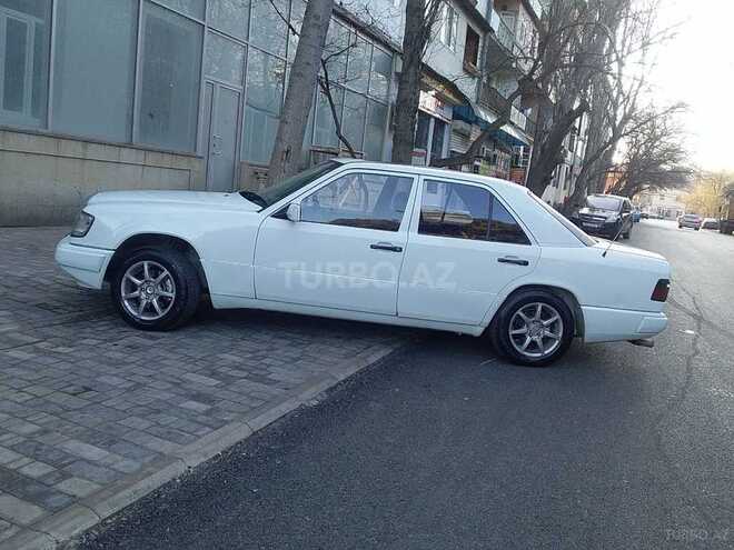 Mercedes E 260 1989, 155,000 km - 2.6 л - Bakı