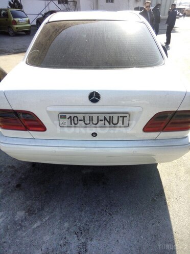 Mercedes E 240 1998, 315,968 km - 2.4 l - Bakı