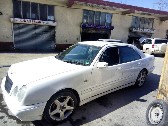Mercedes E 240 1998, 315,968 km - 2.4 l - Bakı