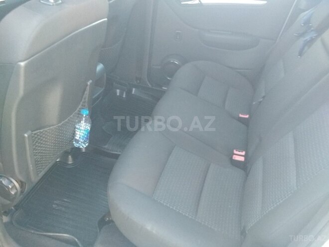 Mercedes B 180 2010, 52,900 km - 1.7 l - Sumqayıt