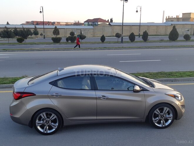 Hyundai Elantra 2015, 36,000 km - 1.8 л - Bakı